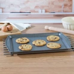 Russell Hobbs Marble Baking Tray -Kitchen Shop 357197 russell hobbs marble baking tray large 4