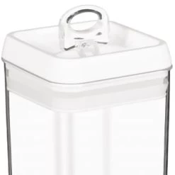 B&M Vacuum Storage Container 2.3L - White -Kitchen Shop 368011 vacuum storage 2 3l white 2