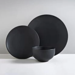 B&M Matte Black Dinner Set 12pc